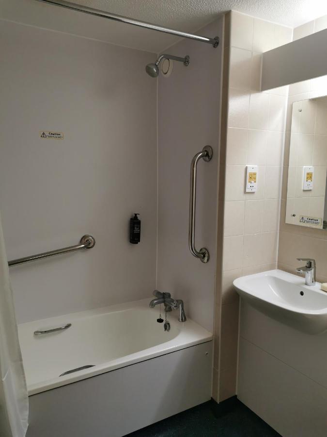 Thurrock Hotel M25 Services Aveley Екстериор снимка