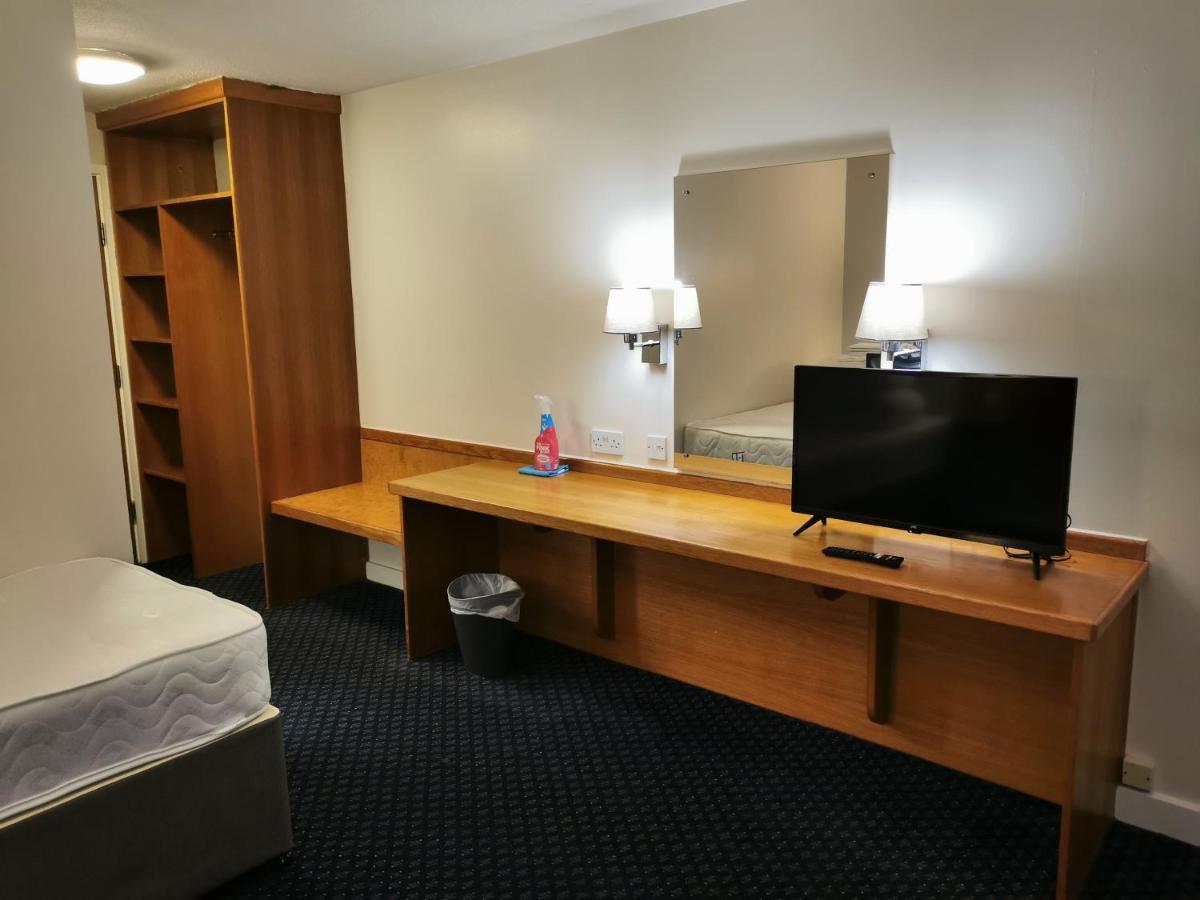 Thurrock Hotel M25 Services Aveley Екстериор снимка